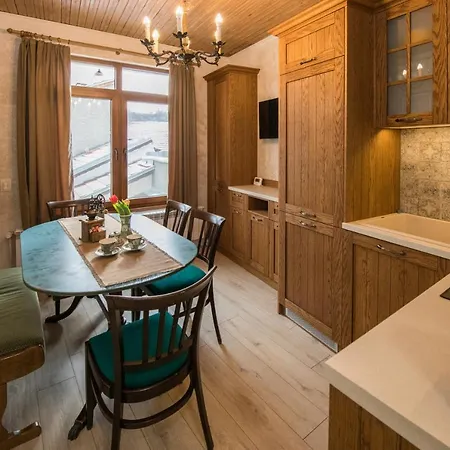 Apartment Guest & Peychin / & студио пейчин Veliko Tarnovo