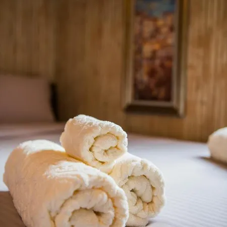 Guest & Peychin / & студио пейчин Veliko Tarnovo