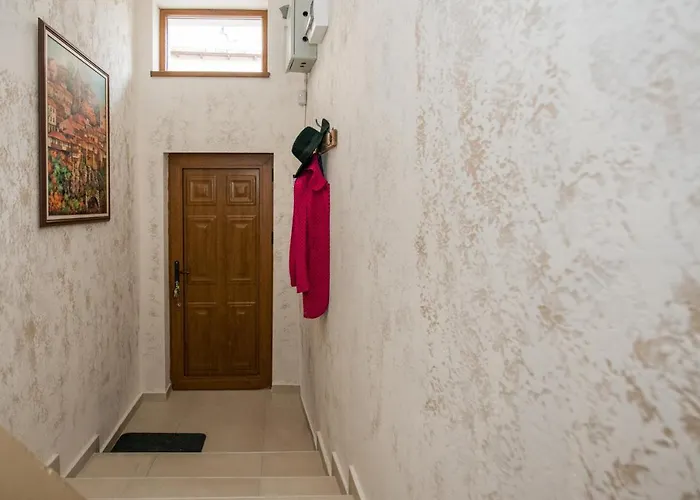 Guest & Peychin / & студио пейчин Veliko Tarnovo