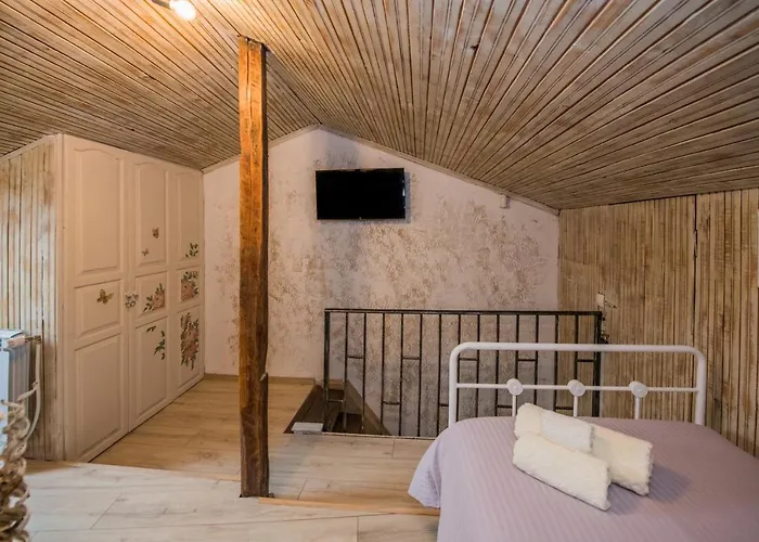 Guest & Peychin / & студио пейчин *